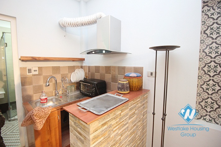 An inexpensive studio on Ngoc Khanh street, Ba Dinh, Hanoi