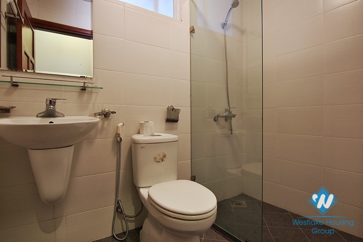 Beautiful 5th floor apartment on Tu Hoa street, Tay Ho District 