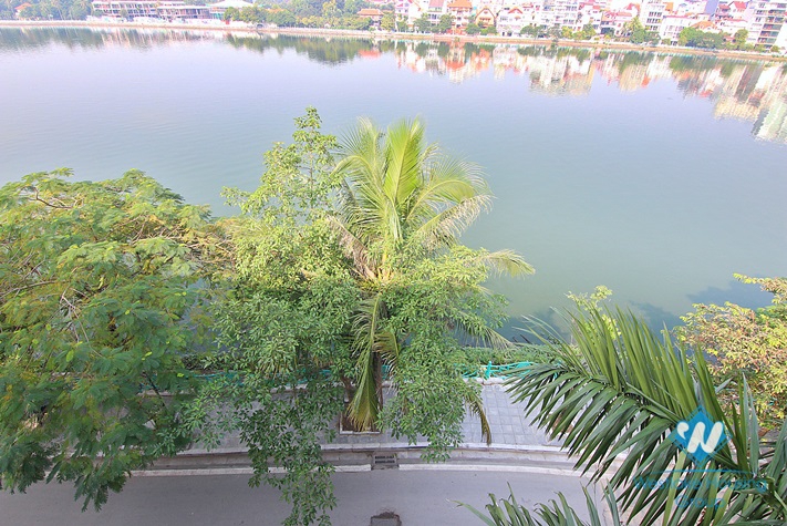 Beautiful 5th floor apartment on Tu Hoa street, Tay Ho District 