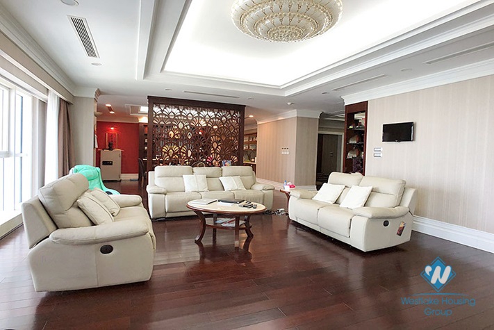 An enormous 3 bedroom apartment for rent in Ciputra Complex