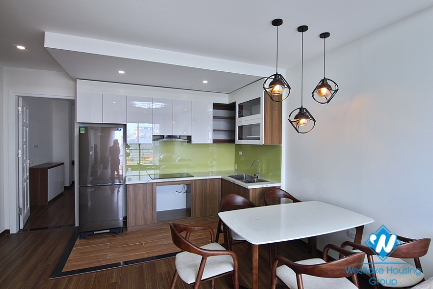 Spacious 3 bed / 2 bath apartment for rent on Xuan Dieu street, Tay Ho, Hanoi