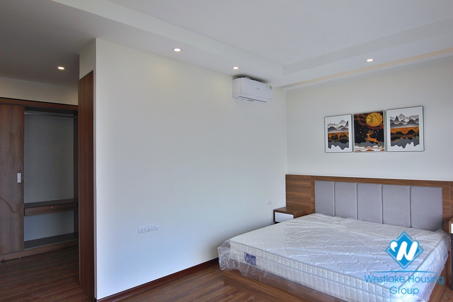 Gorgeous 4 bed / 3 bath apartment for rent on Xuan Dieu, Tay Ho, Hanoi