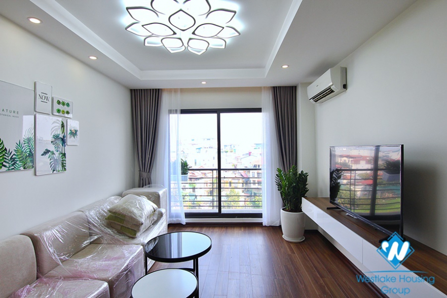 Spacious 3 bed / 2 bath apartment for rent on Xuan Dieu street, Tay Ho, Hanoi