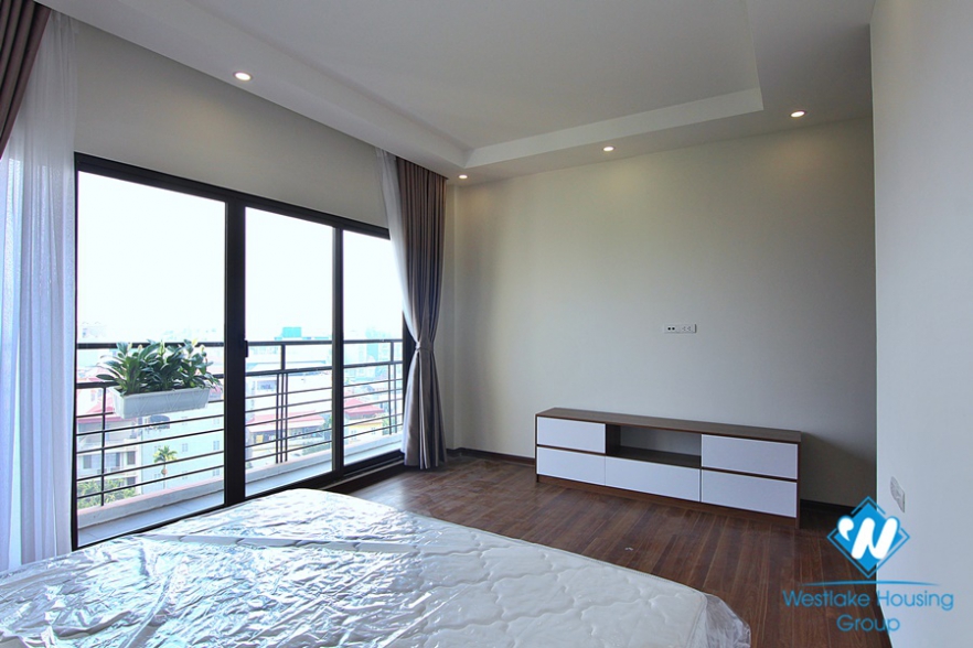 Gorgeous 4 bed / 3 bath apartment for rent on Xuan Dieu, Tay Ho, Hanoi