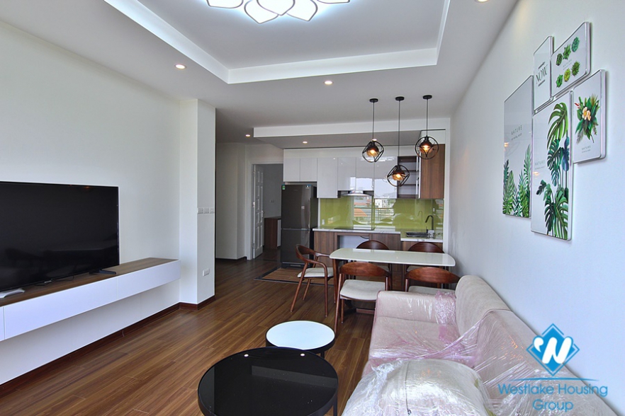 Spacious 3 bed / 2 bath apartment for rent on Xuan Dieu street, Tay Ho, Hanoi
