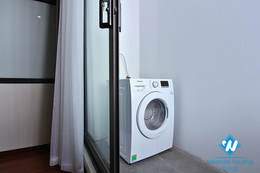 Spacious 3 bed / 2 bath apartment for rent on Xuan Dieu street, Tay Ho, Hanoi