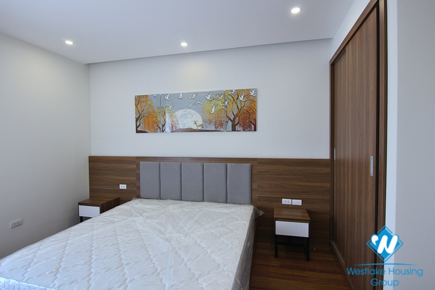 Spacious 3 bed / 2 bath apartment for rent on Xuan Dieu street, Tay Ho, Hanoi