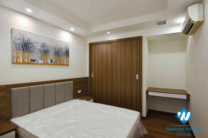Spacious 3 bed / 2 bath apartment for rent on Xuan Dieu street, Tay Ho, Hanoi