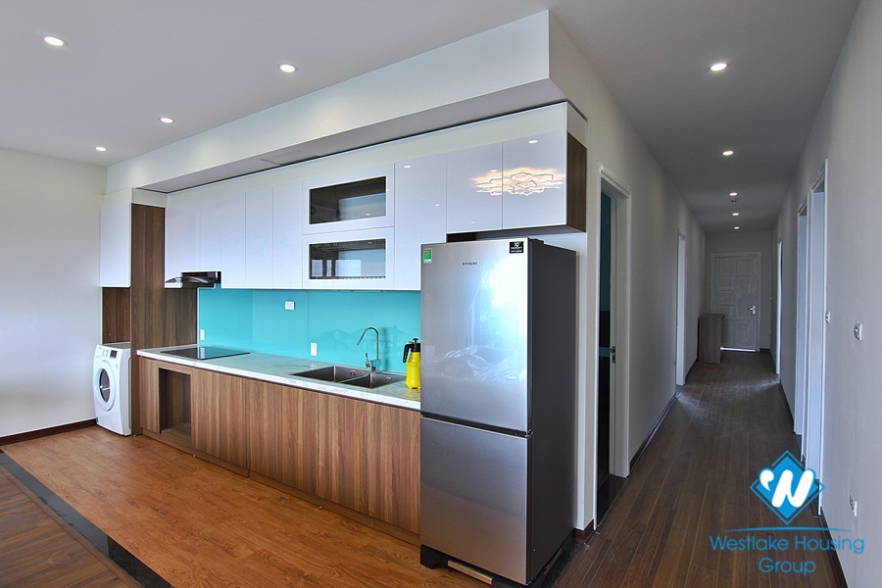 Gorgeous 4 bed / 3 bath apartment for rent on Xuan Dieu, Tay Ho, Hanoi