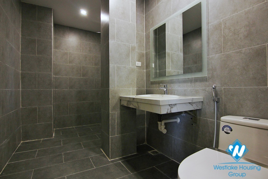 Spacious 3 bed / 2 bath apartment for rent on Xuan Dieu street, Tay Ho, Hanoi