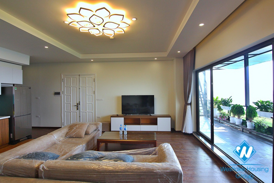 Gorgeous 4 bed / 3 bath apartment for rent on Xuan Dieu, Tay Ho, Hanoi