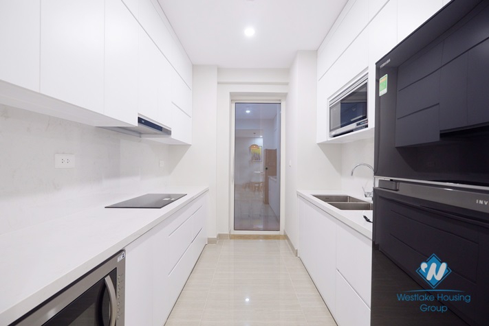 A beautiful 3 bedroom apartment in Ciputra for rent