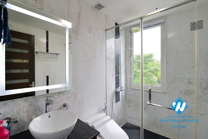 Bright corner house to rent in Hoa Phuong area Vinhomes Riverside