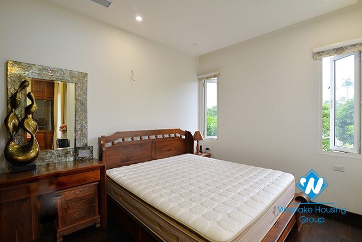 Bright corner house to rent in Hoa Phuong area Vinhomes Riverside