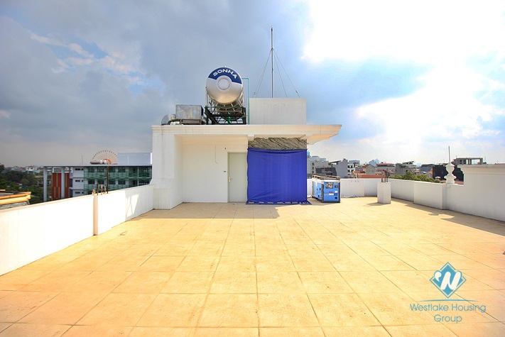 A bright, open office for rent in Vuon Dao