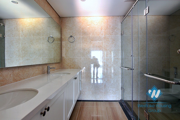 A brand new 4 bedroom apartment for rent in De Soleil, Xuan Dieu, Tay Ho