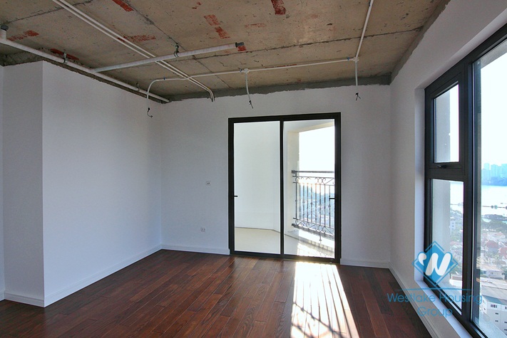 A brand new 4 bedroom apartment for rent in De Soleil, Xuan Dieu, Tay Ho