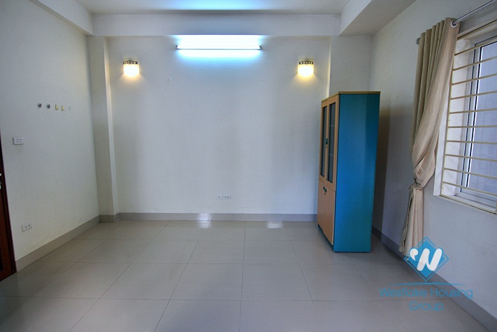 An affordable house for rent for office in Tay ho, Ha noi