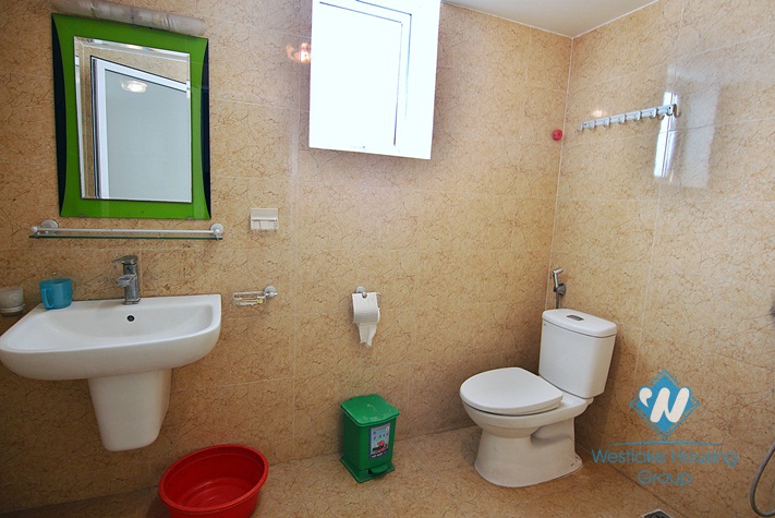 An affordable house for rent for office in Tay ho, Ha noi