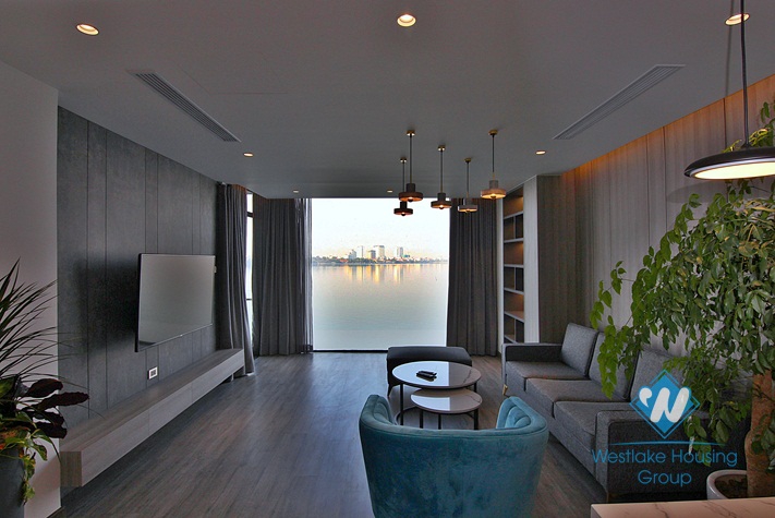 Lake view apartment for rent on Tay Ho, Ha Noi