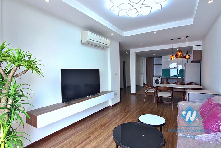 A brand new 2 bedroom apartment with lake view in Xuan Dieu, Tay Ho