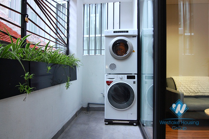 A brand new modern 1 bedroom apartment for rent in Tu Hoa, Tay Ho, Ha Noi
