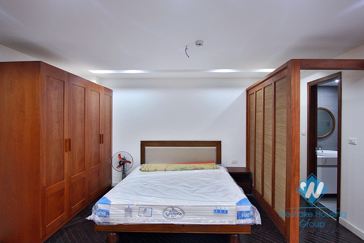 A brand new studio with lot of natural light in Tu Hoa, Tay Ho