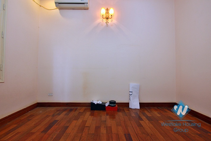 A reasonable 4 bedroom house for rent in Dang Thai Mai, Tay Ho