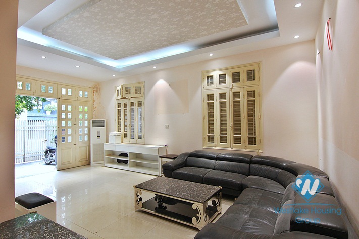 A reasonable 4 bedroom house for rent in Dang Thai Mai, Tay Ho