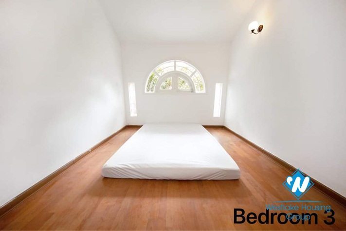 430sqm garden villa for rent in Long Bien district, Hanoi
