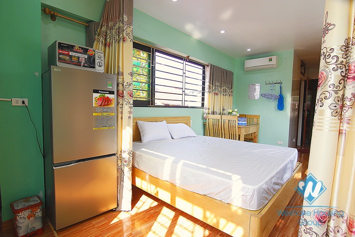 An affordable price studio for rent in Ngoc Ha street, Ba Dinh