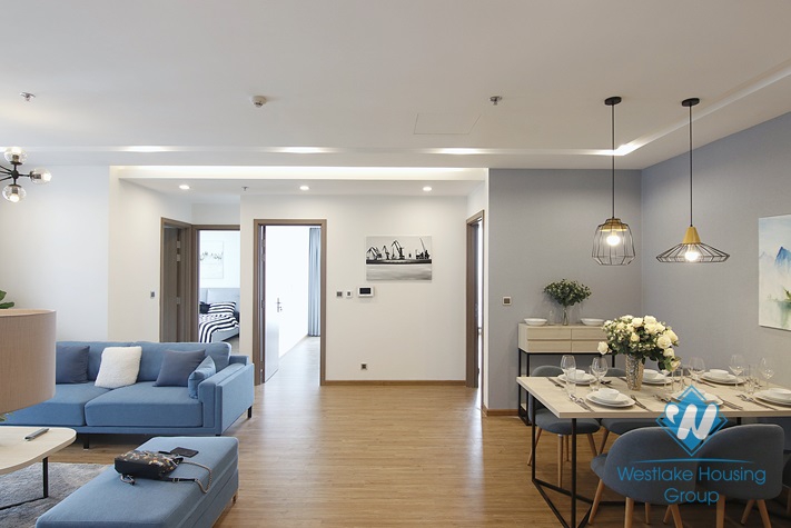 A lovely three apartment for rent in Vinhome Metropolis building, Ba Dinh