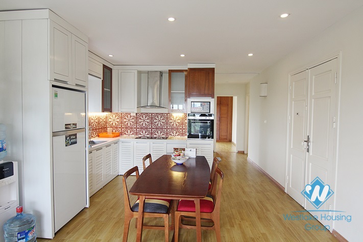 Brand new and lake view apartment for rent in Tay Ho area