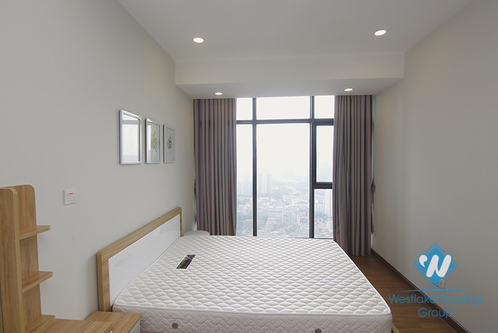 High floor two bedrooms apartment for rent in Discovery building, Cau Giay