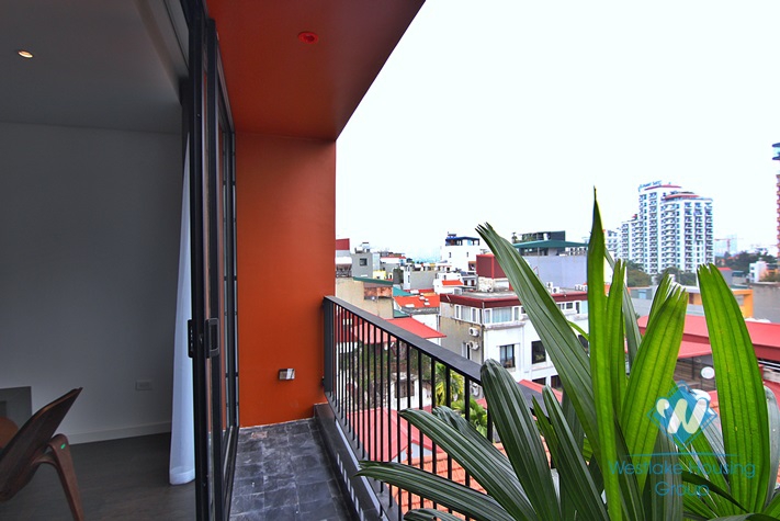 Lake view 2 bedrooms apartment for rent in Xuan Dieu, Tay Ho 