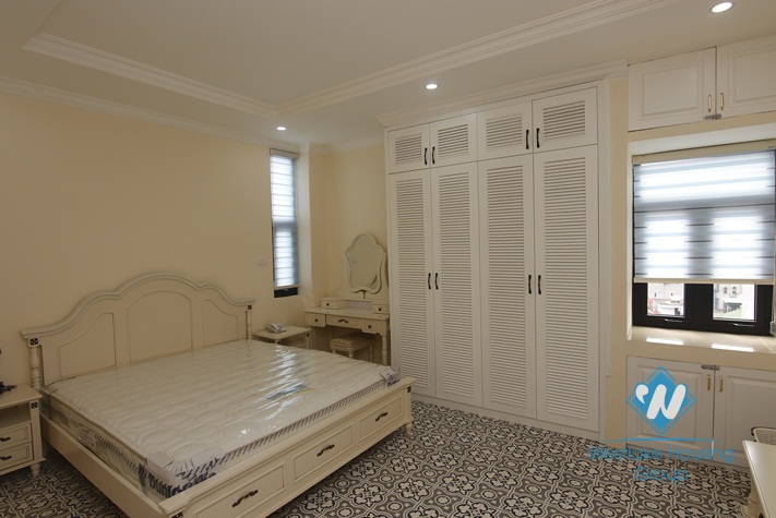 A luxurious 1 bedroom apartment for rent in Cau Giay District