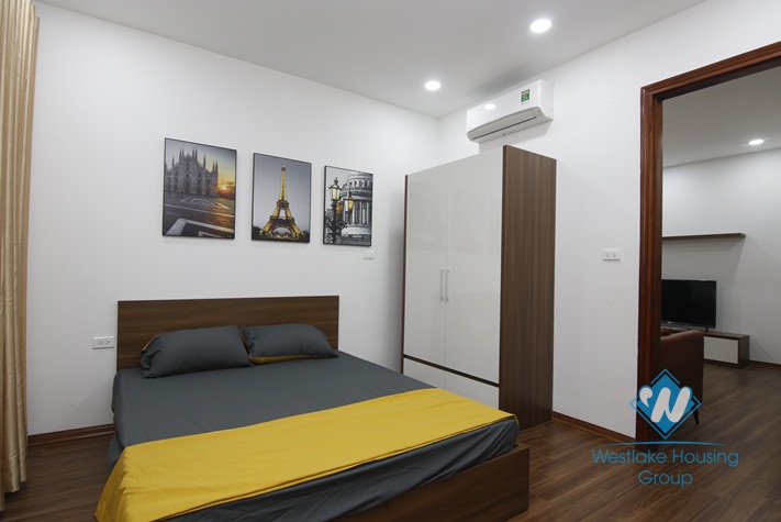 A wonderful 2 bedroom apartment for rent in Dong Da district