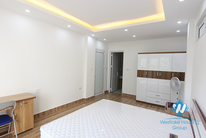 Spacious 1 bedroom aparment for rent in Au Co, Tay Ho area