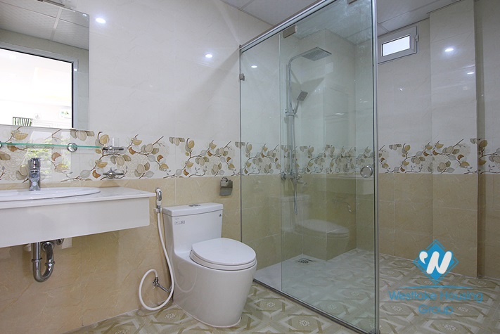 Spacious 1 bedroom aparment for rent in Au Co, Tay Ho area