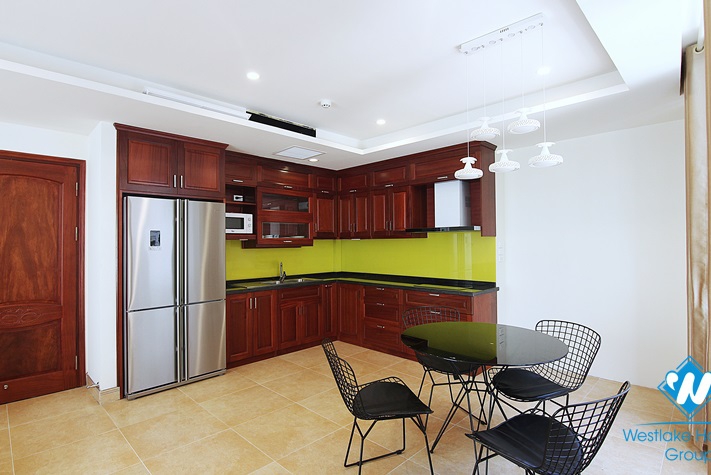 An affordable three-bedroom apt located on Dang Thai Mai, Tay Ho, Hanoi
