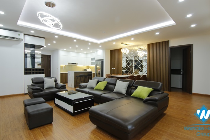 A modern three-bedroom apartment on Lang Ha street, Ba Dinh 