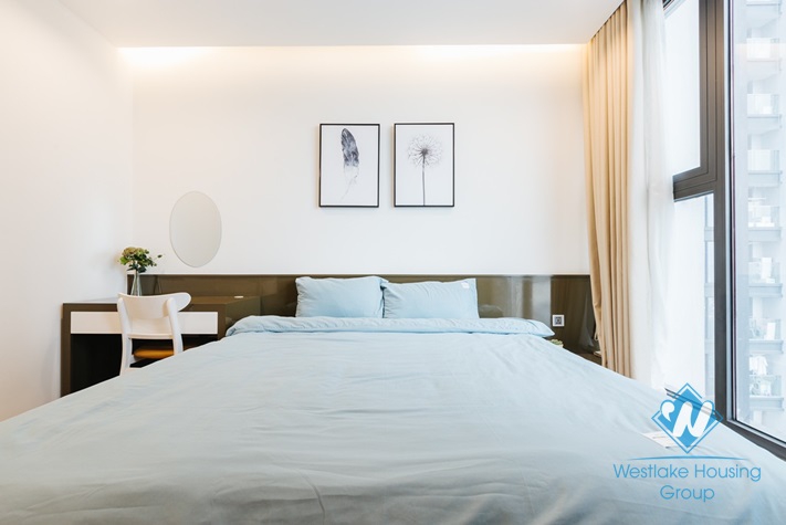 A charming apartment for rent in Vinhomes Metropolis, Ba Dinh