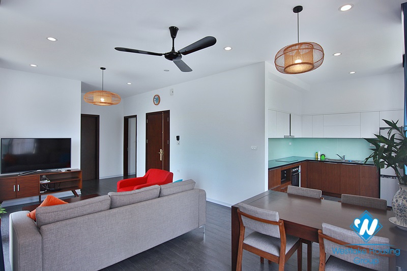 Bright 2-bedroom apartment with a rooftop and amazing lakeview on Tu Hoa Str