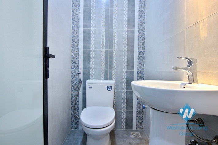 A brand new ofice for rent in Au co, Tay ho, Ha noi