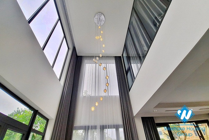 Brand new four-bedroom villa with luxurious furniture for rent at Vinhome Riverside Long Bien
