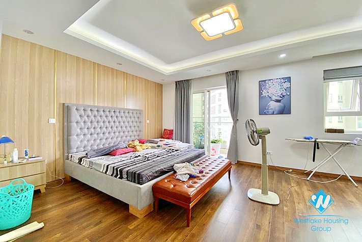 A charming apartment with 3 bedrooms for rent in Ciputra Complex