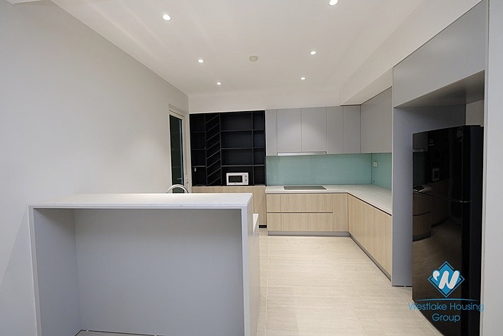 A newly-built 3 bedroom apartment for rent in Ciputra L Tower