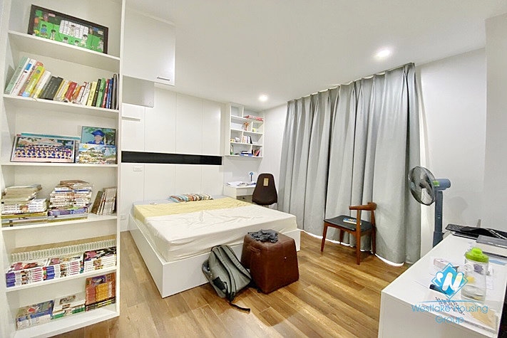 A charming apartment with 3 bedrooms for rent in Ciputra Complex