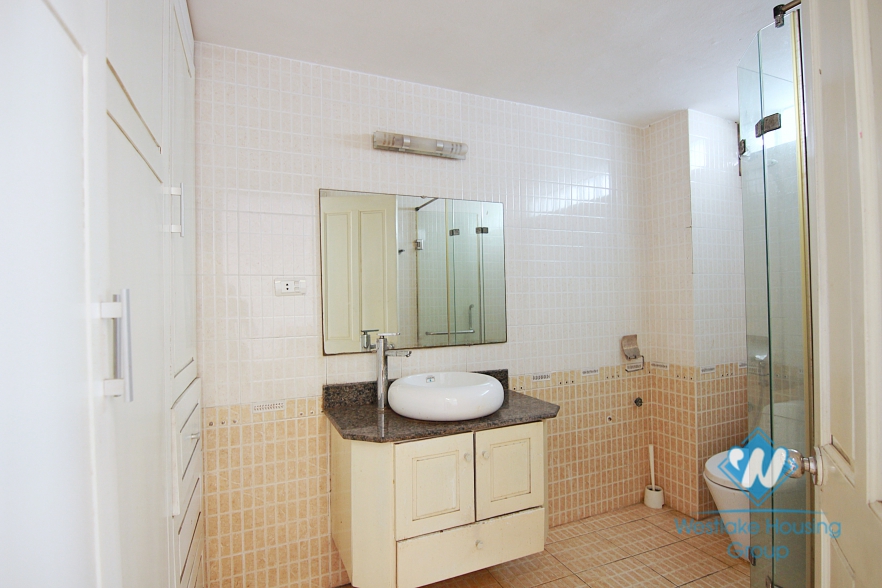 A private house with  super reasonable budget  for rent on Trinh Cong Son street