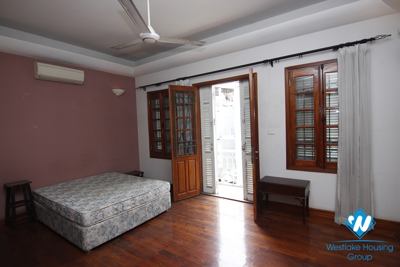 Spacious 4-bedroom house for rent in Doi Can, Ba Dinh